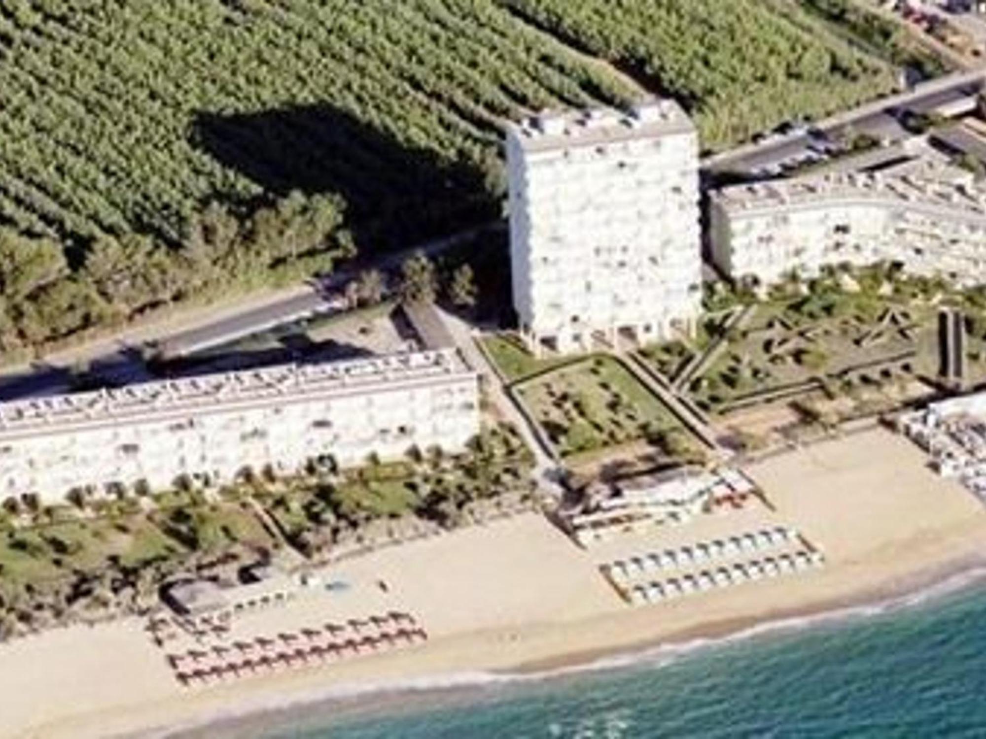 Appartement Le Lavandou, 1 Pièce, 3 Personnes - Fr-1-251-252 Le Lavandou